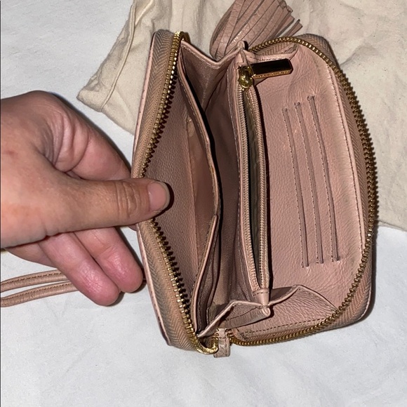Tory Burch Leather wallet/wristlet - Picture 6 of 8